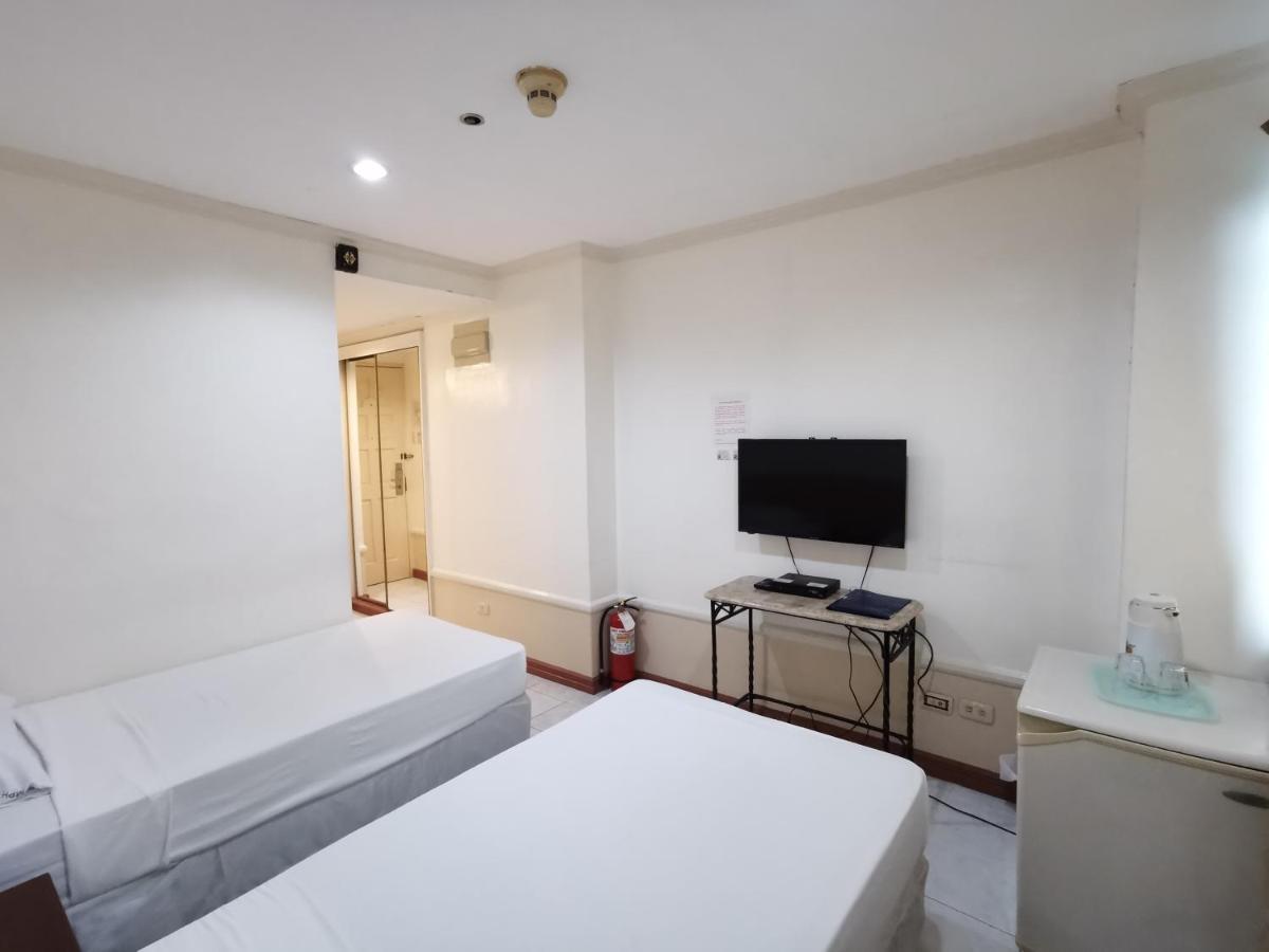 Metro Park Hotel - Cebu City Eksteriør billede