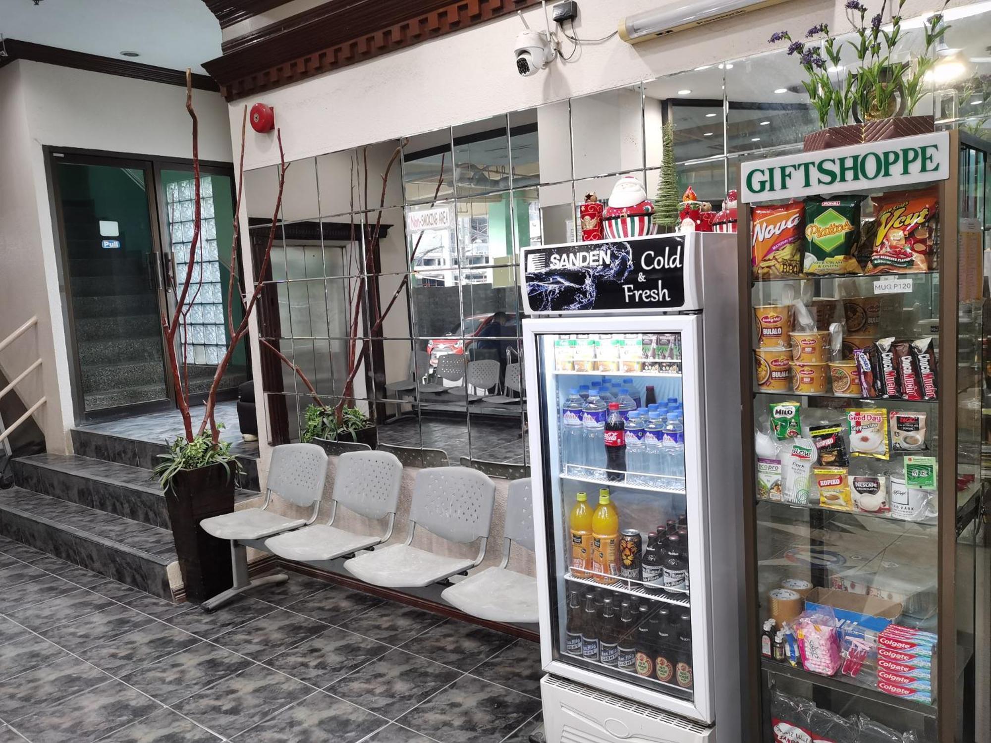 Metro Park Hotel - Cebu City Eksteriør billede