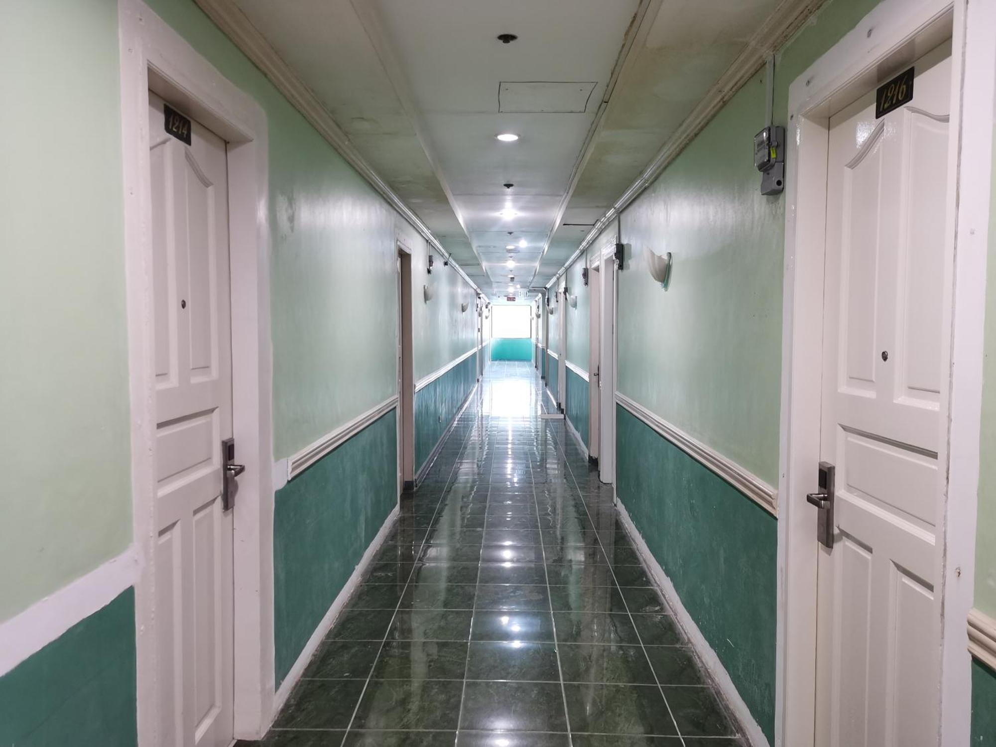 Metro Park Hotel - Cebu City Eksteriør billede