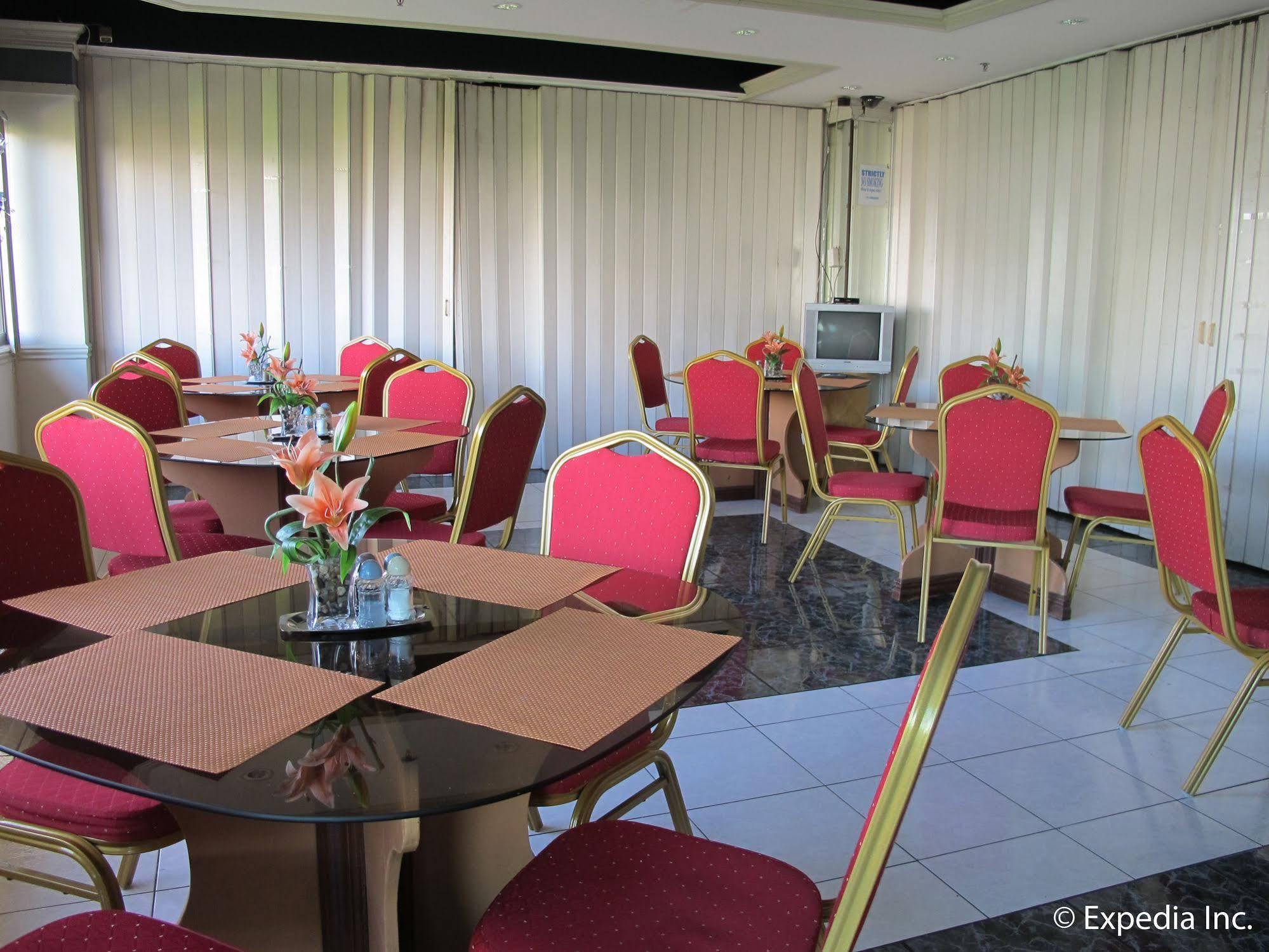 Metro Park Hotel - Cebu City Eksteriør billede